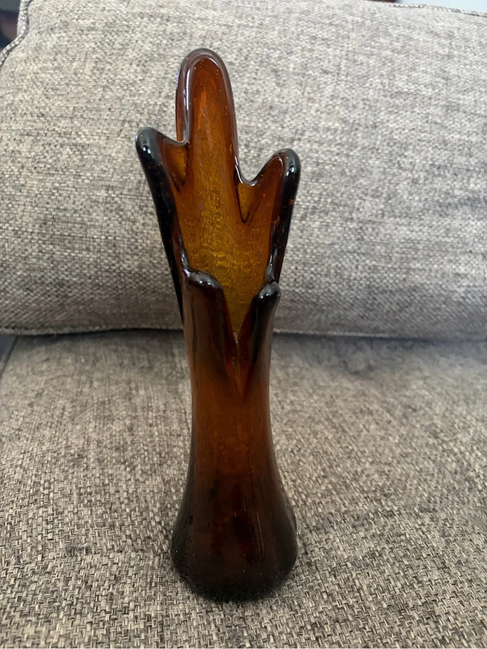 Amber Art Swung Glass Vase - Elegant Home Accent